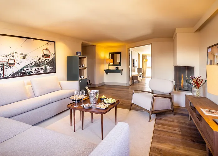 Les De La Potiniere Hotel 5*