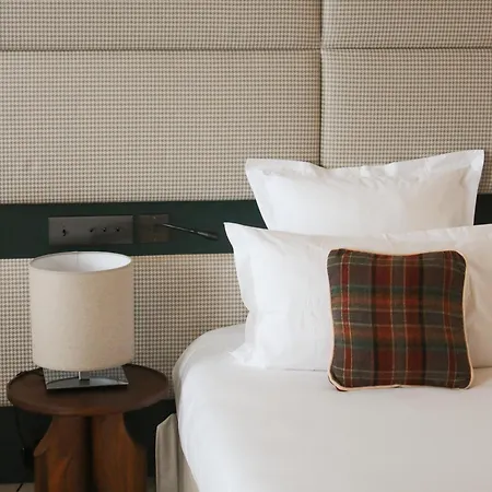 Les De La Potinière Hotel 5*
