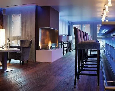 Les De La Potiniere Hotel